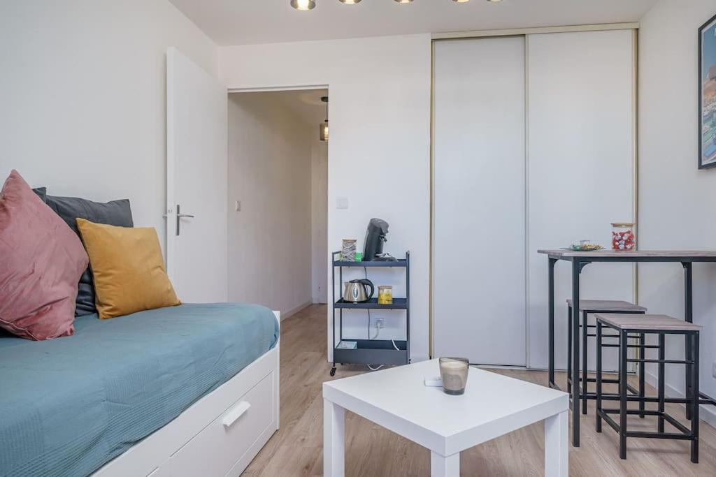 Air-Conditioned Apartment Terrace Gare St Charles マルセイユ エクステリア 写真